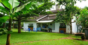 Kusini House & Campsite KItale